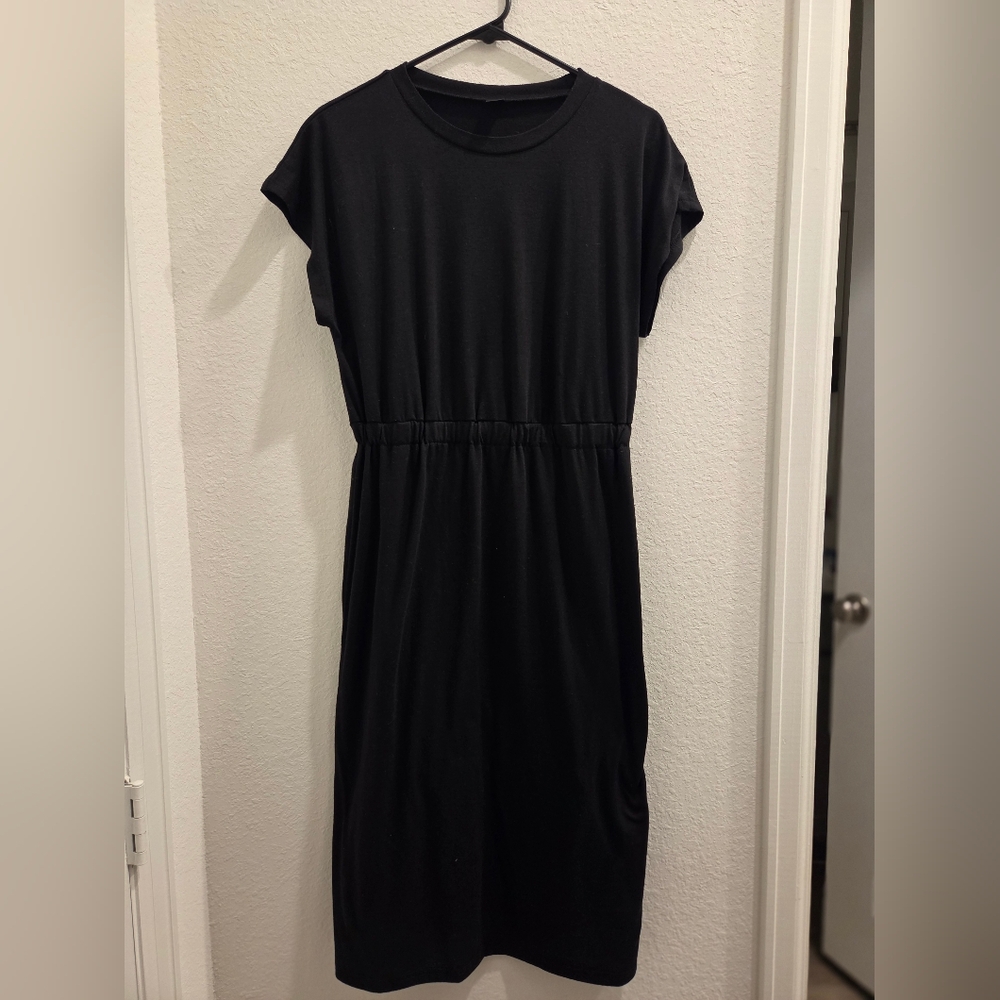 SHEIN Black Midi T-Shirt Dress with Elastic Waist